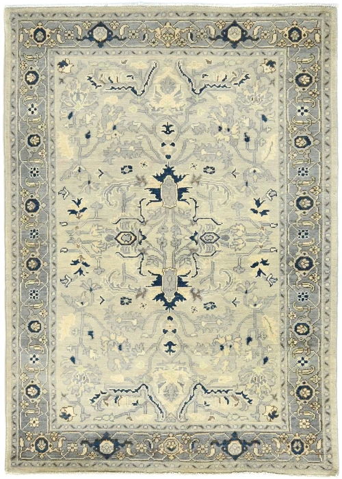 Muted Gray Geometric 4X6 Heriz Serapi Oriental Rug