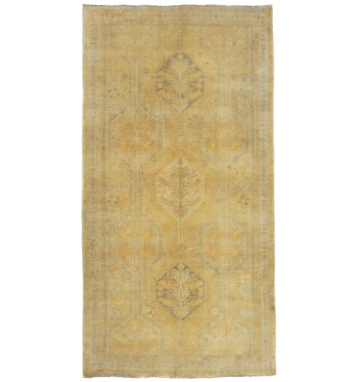 Vintage Muted Beige Tribal 5X9 Shiraz Persian Runner Rug